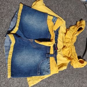 Bundle of real nice 2t short outfits